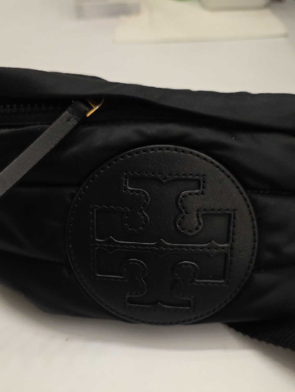 Tory Burch Black Quilted Logo Crossbody Pouch - Picture 6 of 6